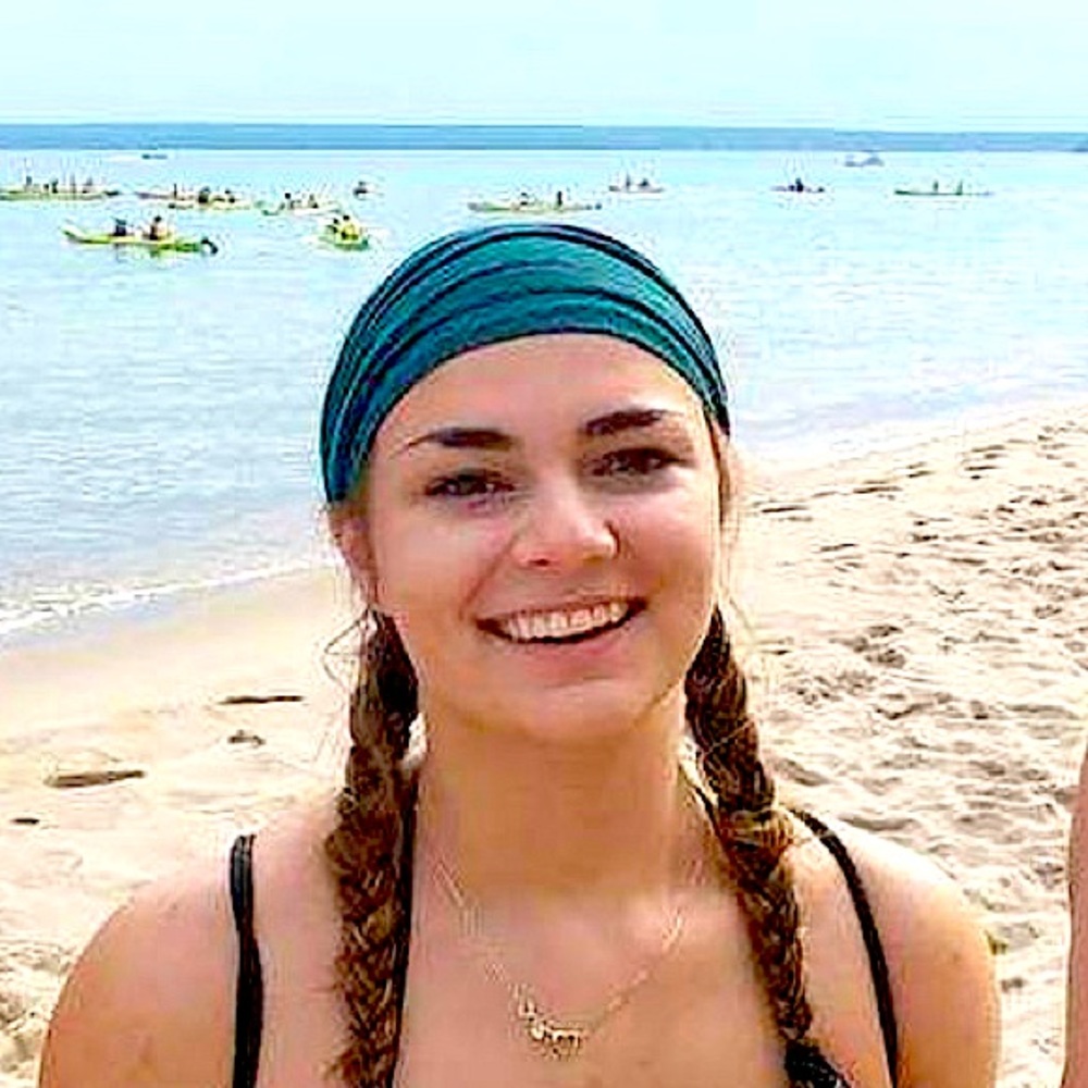 Meet your Posher, Maddie